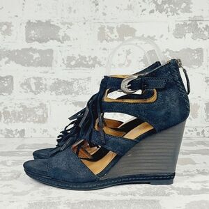 NEW Trask Felicity Fringe Black Suede Wedge Summer Sandals D914